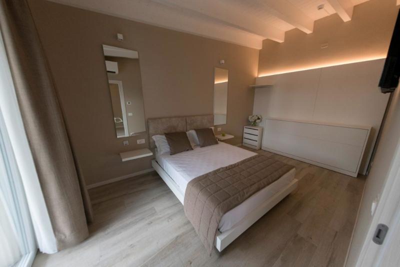 Aurora Aparthotel Peschiera del Garda Extérieur photo