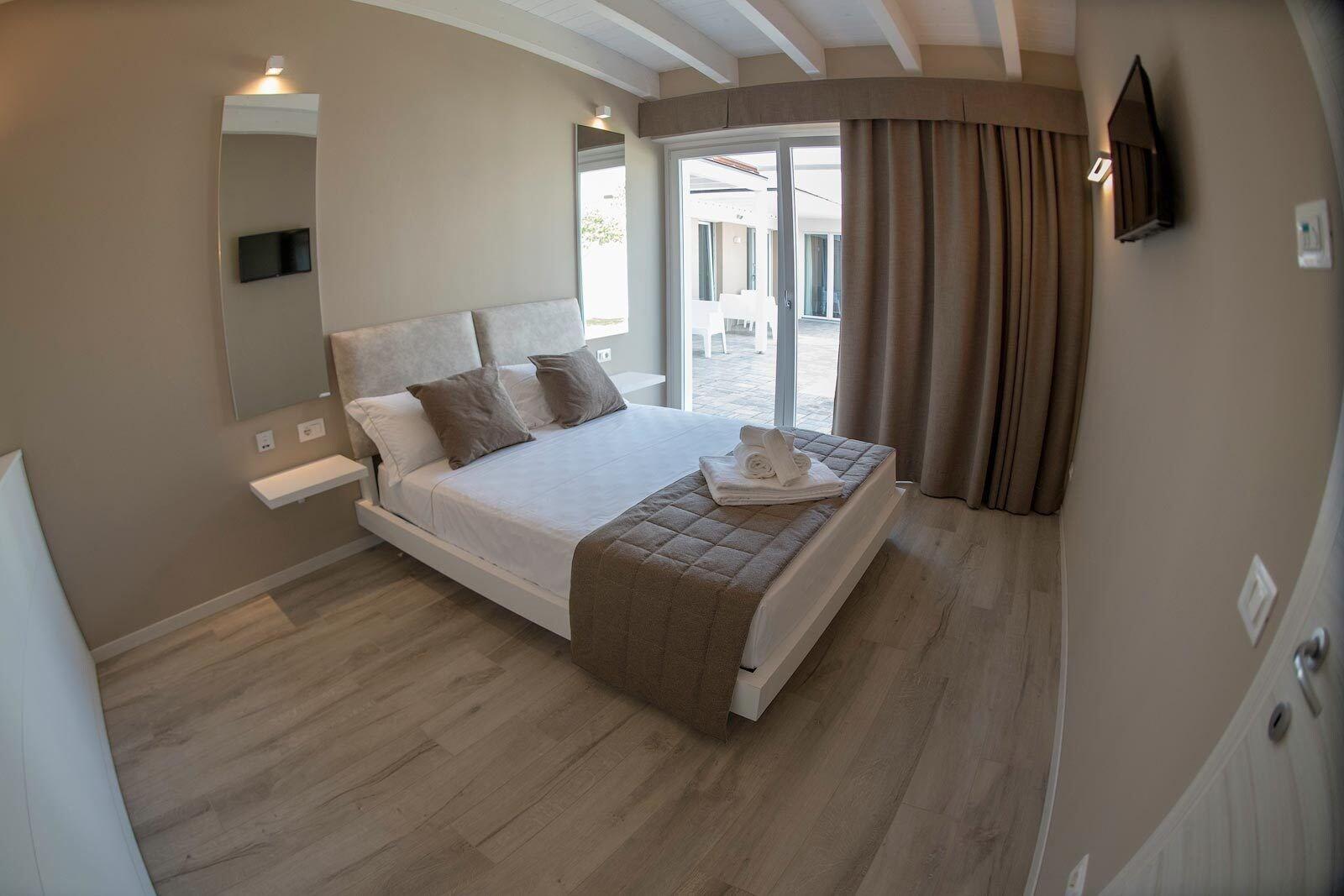 Aurora Aparthotel Peschiera del Garda Extérieur photo