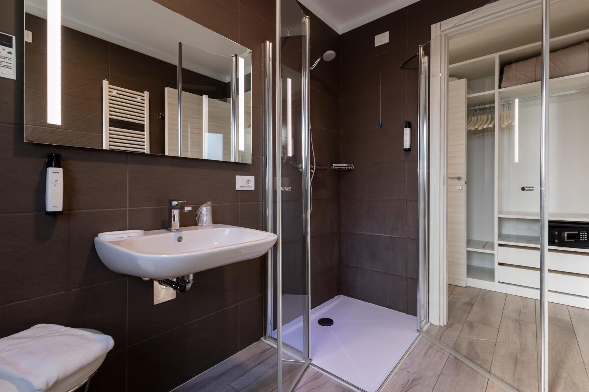 Aurora Aparthotel Peschiera del Garda Extérieur photo